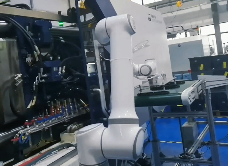 協(xié)作機器人上下料.png